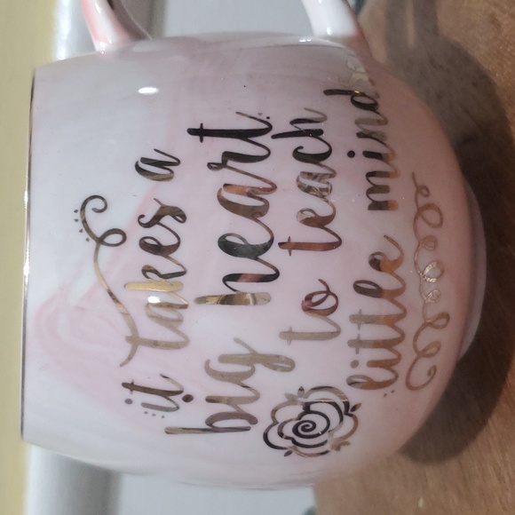 Don't Ever Doubt Your Worth Pink Quoted Ceramic Cup With Silver Spoon - Picture 4 of 8